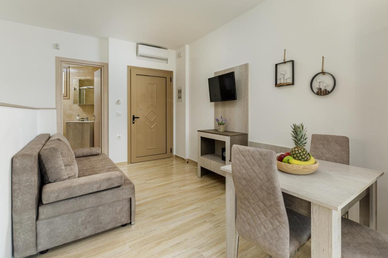 Aria Garden Suites Nikiti  Bagian luar foto