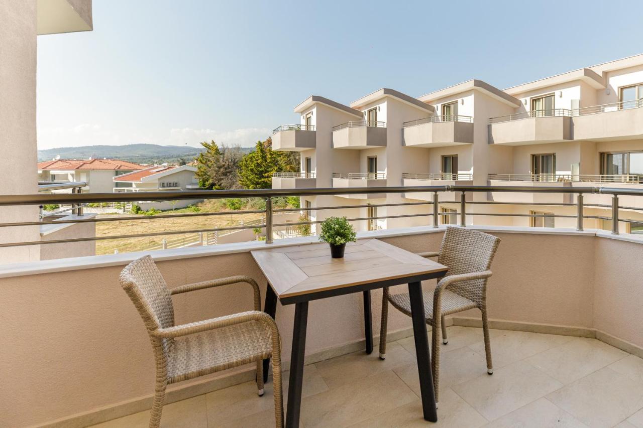 Aria Garden Suites Nikiti  Bagian luar foto