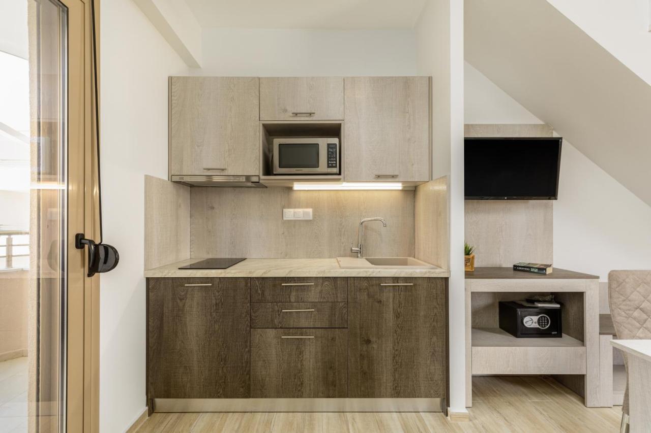 Aria Garden Suites Nikiti  Bagian luar foto