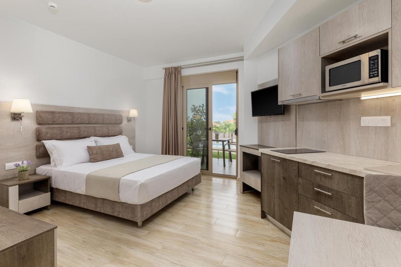 Aria Garden Suites Nikiti  Bagian luar foto